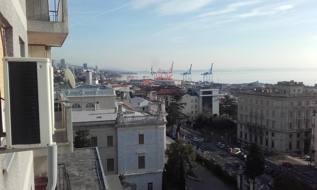 Apartment Moni Rijeka Exterior photo